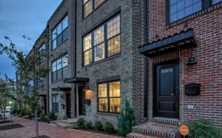 featured image of 604 S Dean St