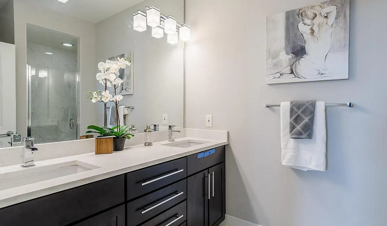 604 S Dean St - Photo 7 of 16