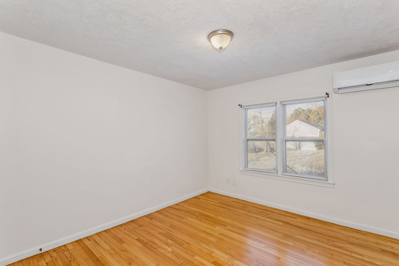 701 S Vassar St - Photo 7 of 10