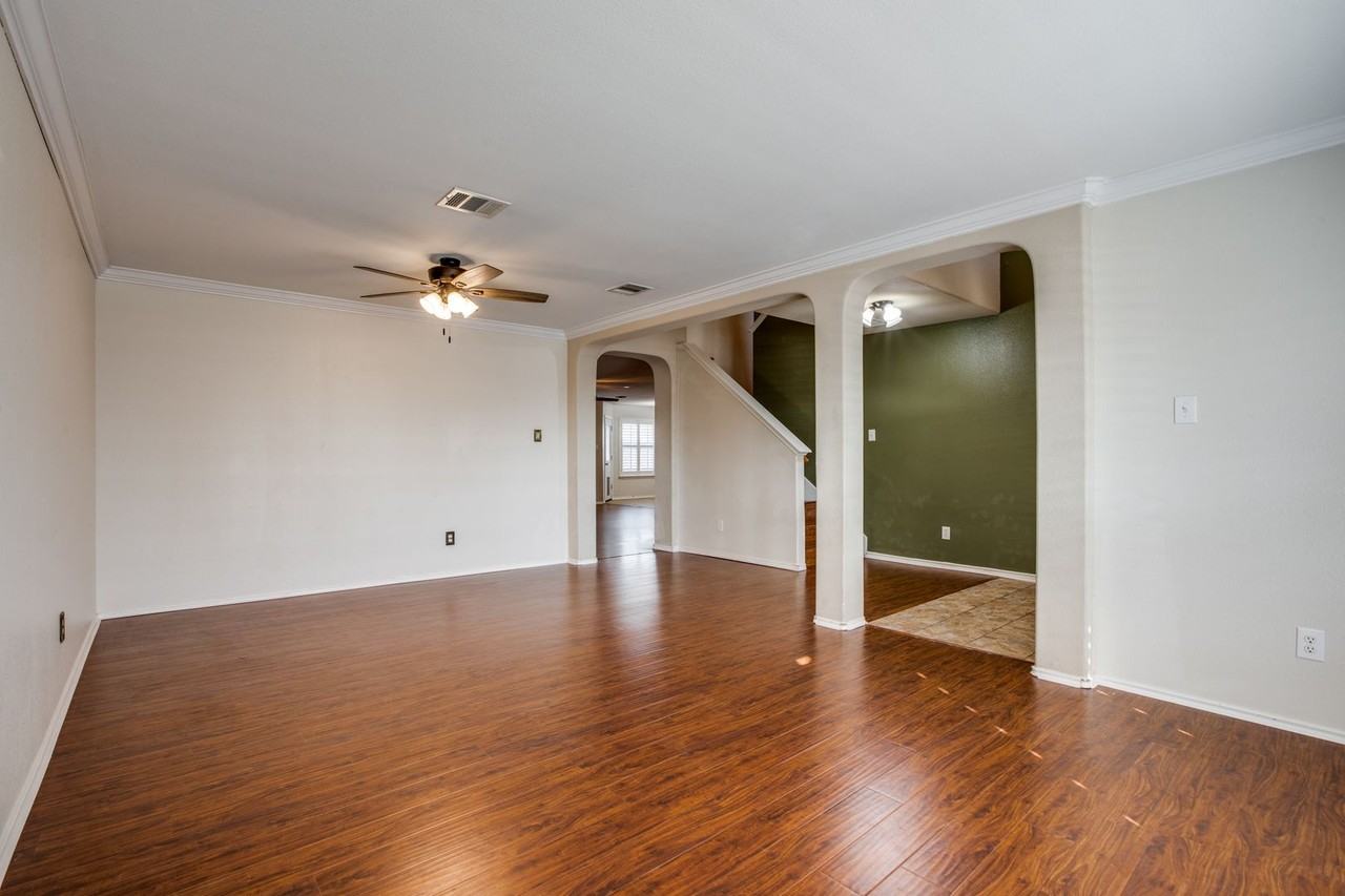 10315 Timber Country - Photo 2 of 13