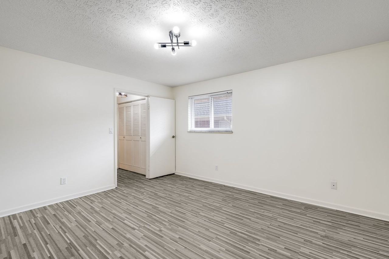 The Montleone Apartments - Photo 6 of 16