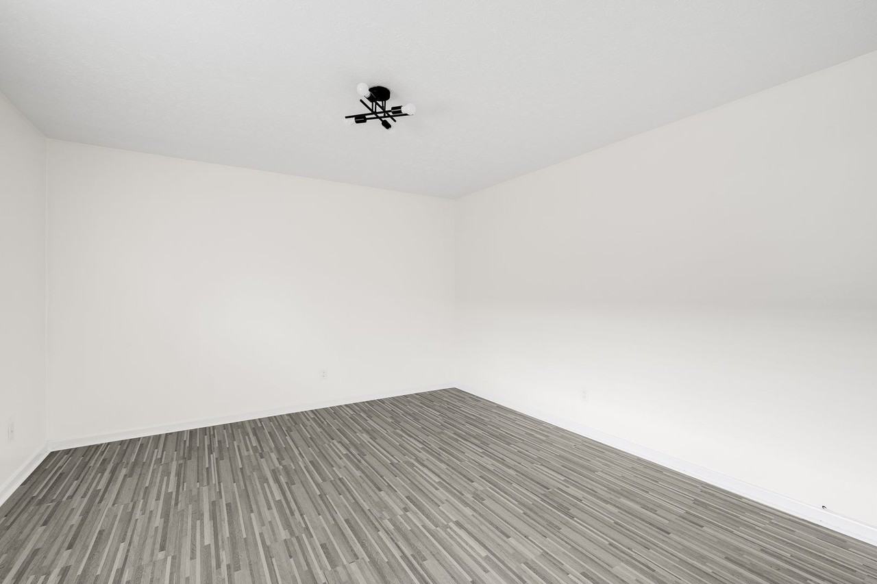 The Montleone Apartments - Photo 7 of 16