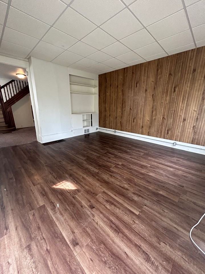 137 9th St S - Photo 3 of 29