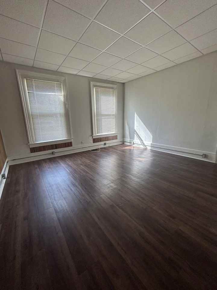 137 9th St S - Photo 4 of 29