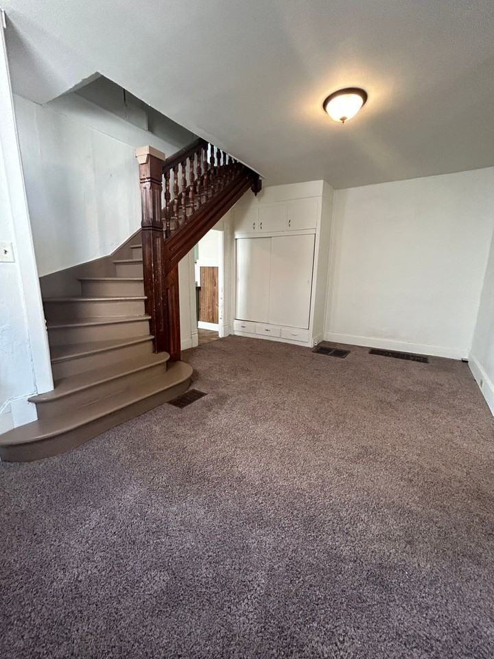 137 9th St S - Photo 5 of 29