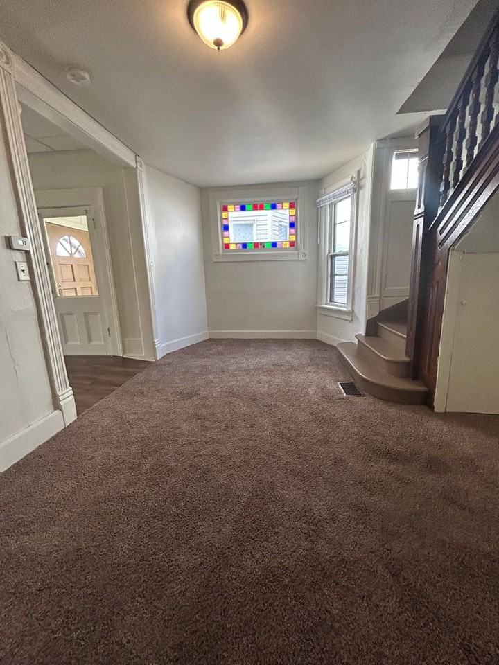 137 9th St S - Photo 7 of 29