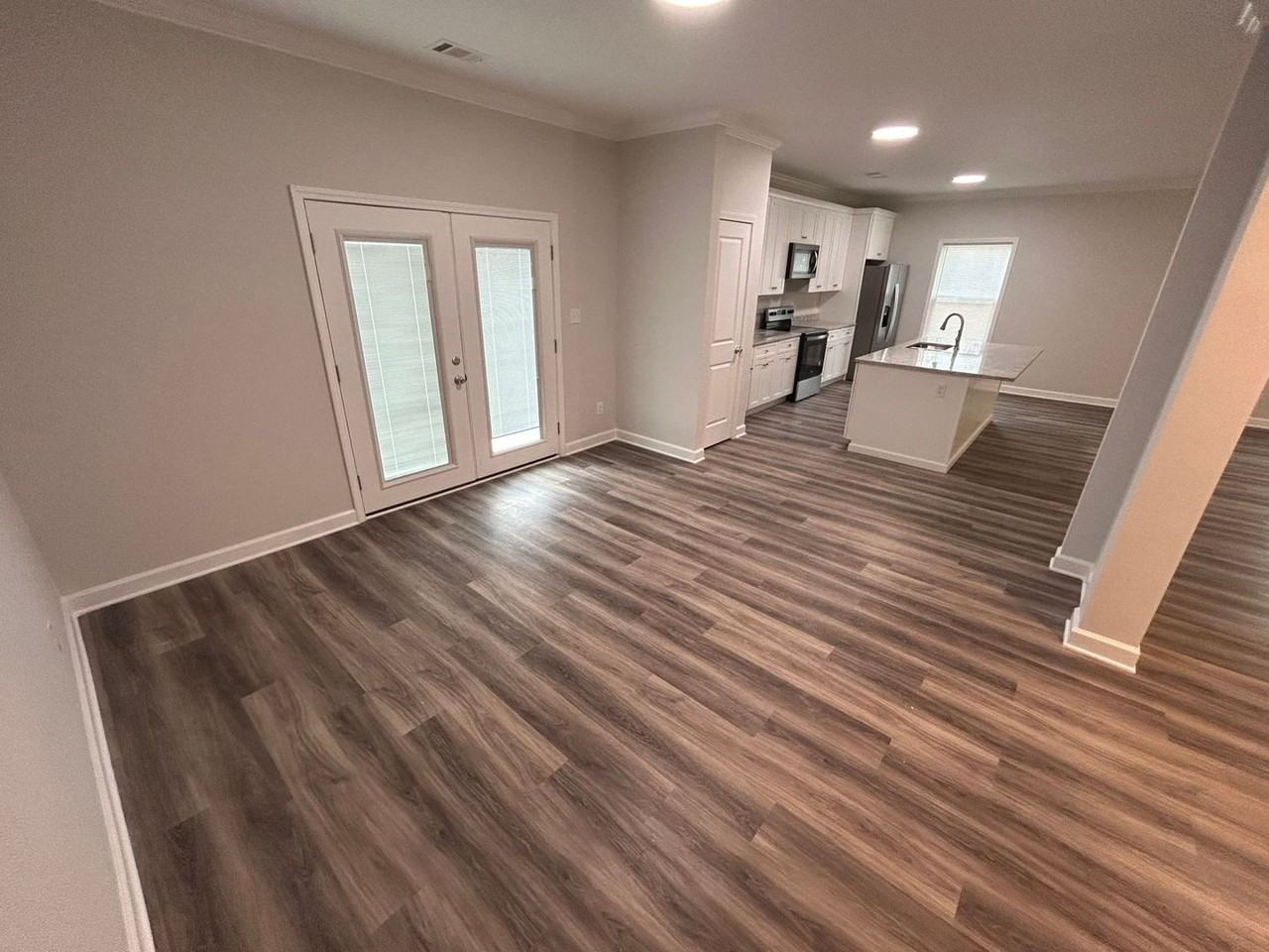 201 Briarcliff Ln - Photo 4 of 22