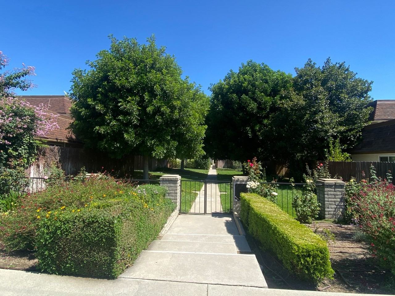 5538 Temple City Blvd - Photo 2 of 26