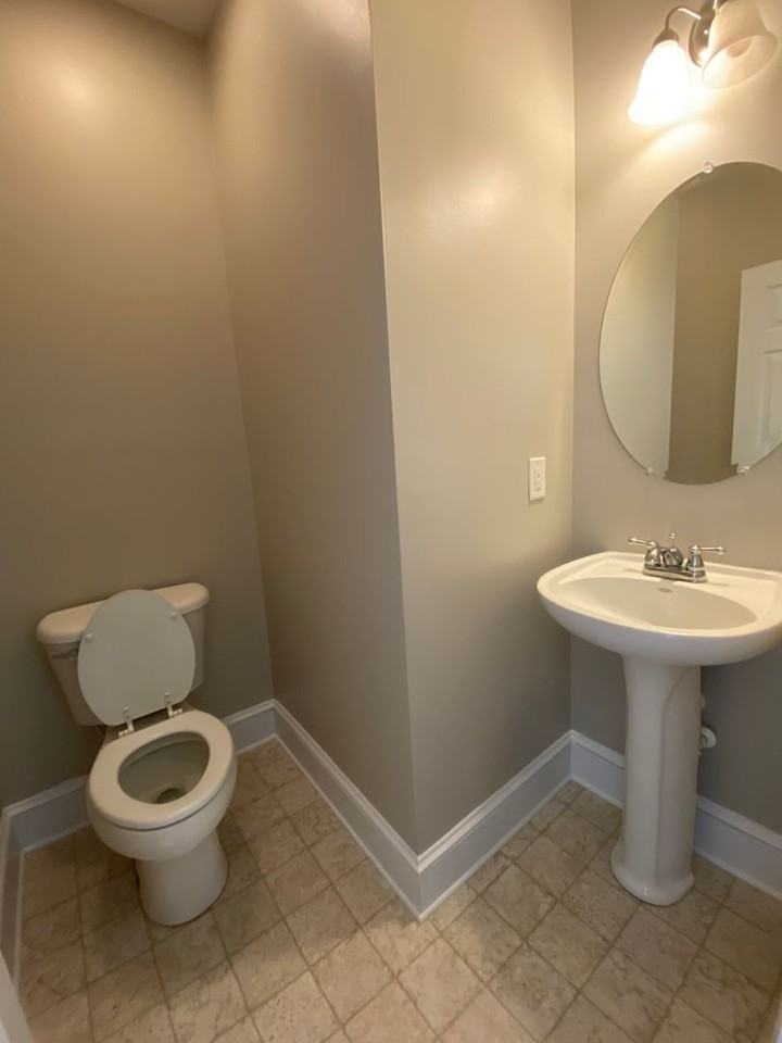 33 Braiden Manor Rd - Photo 6 of 25