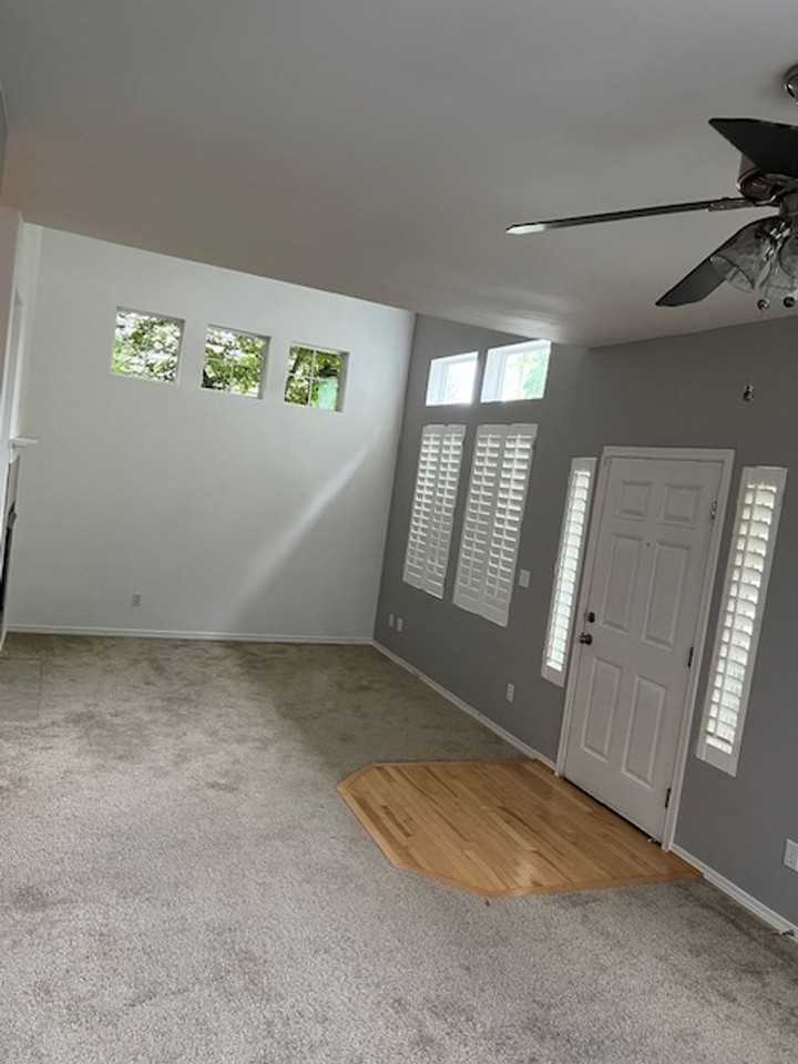 6624 Francis Ave Se - Photo 2 of 29