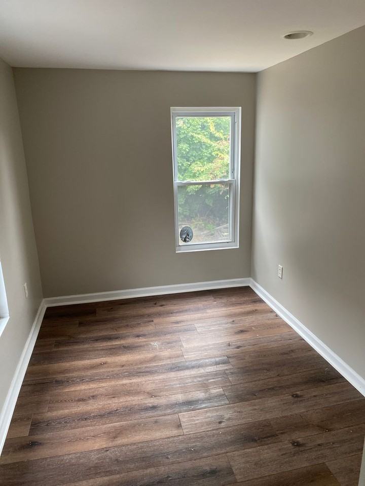 212-214 Ferdinand St - Photo 2 of 10