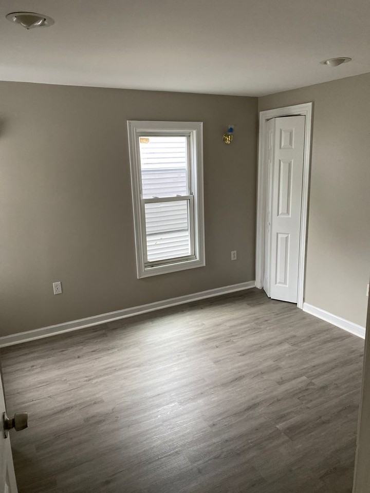 212-214 Ferdinand St - Photo 3 of 10