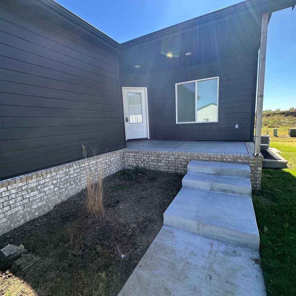 8723 E Summerside Pl - Photo 2 of 34