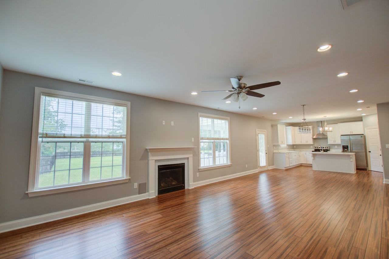 249 Deepwater Dr - Photo 2 of 15