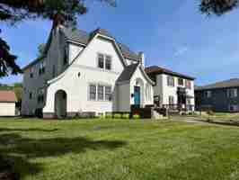 featured image of 707 10th Ave Se