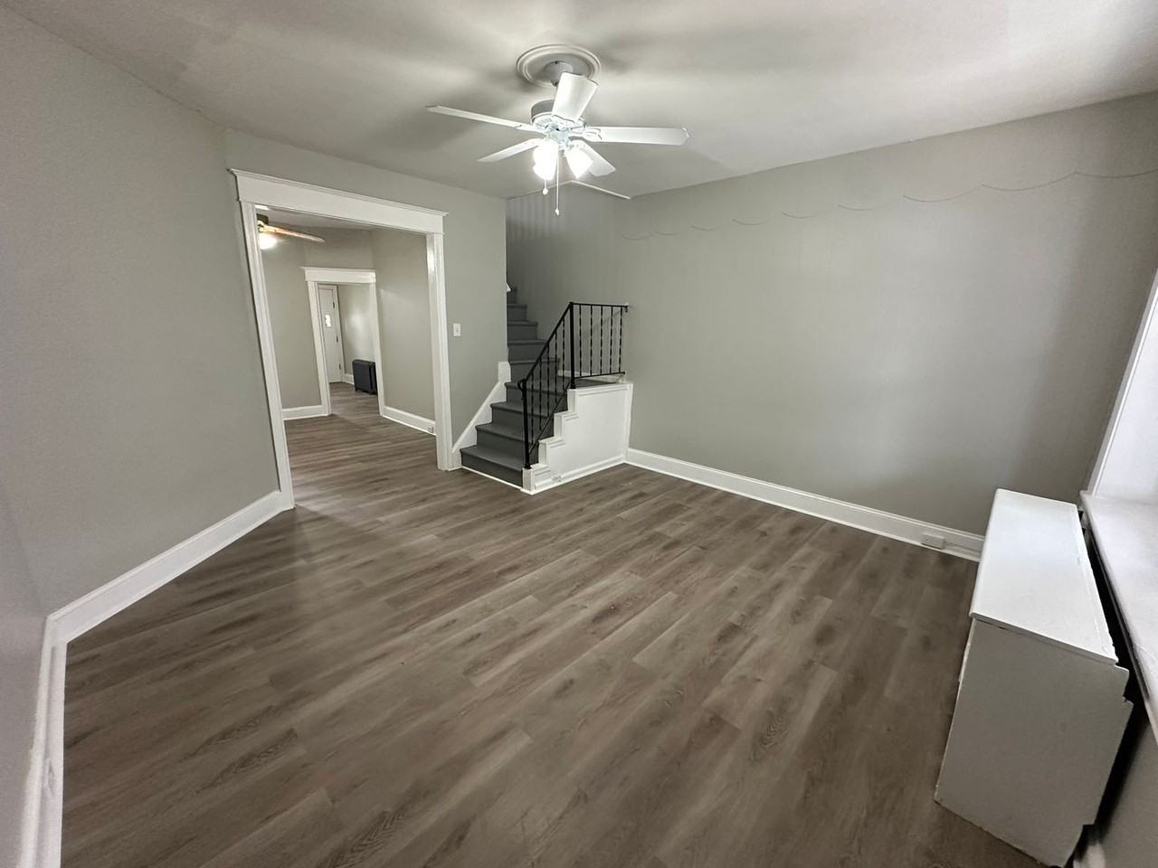 5743 Pemberton St - Photo 4 of 22