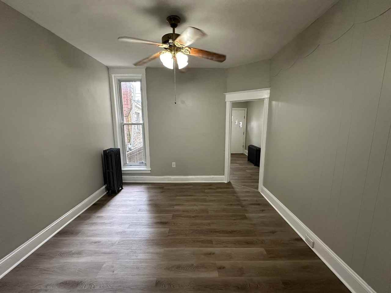 5743 Pemberton St - Photo 6 of 22
