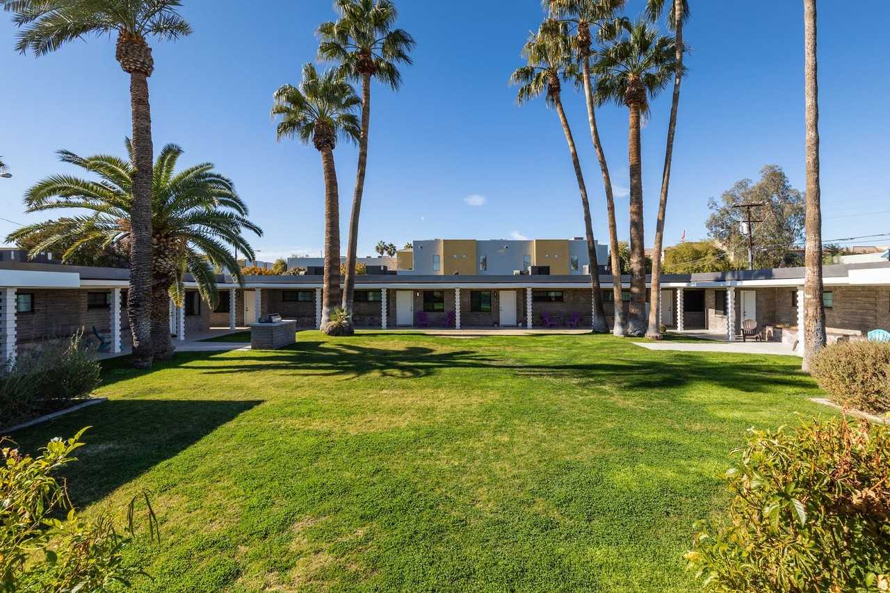 4214 N 10th St - Photo 2 of 27