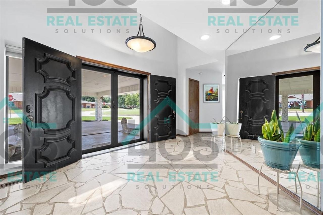 3301 Bella Vista Dr - Photo 4 of 40