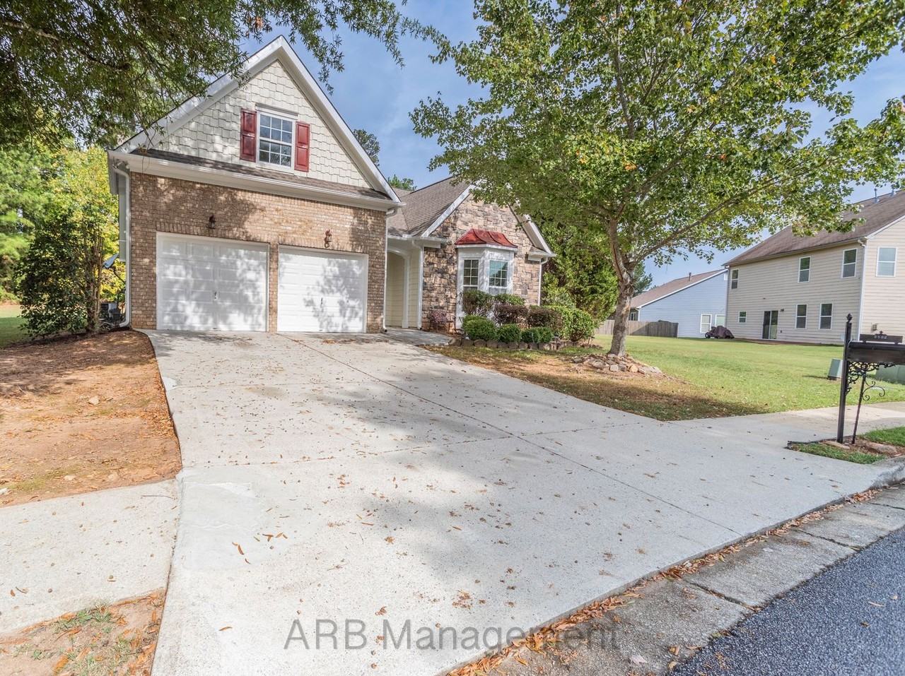3502 Aberdeen Way - Photo 3 of 17