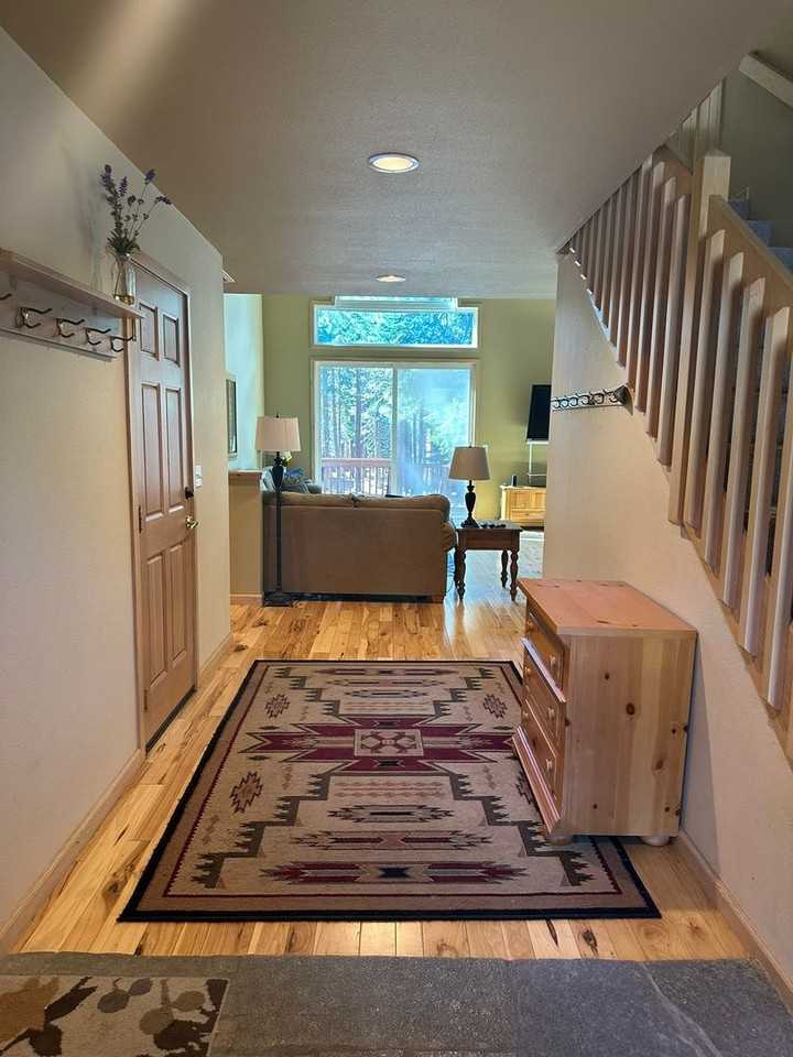 14538 Tyrol Rd - Photo 2 of 24