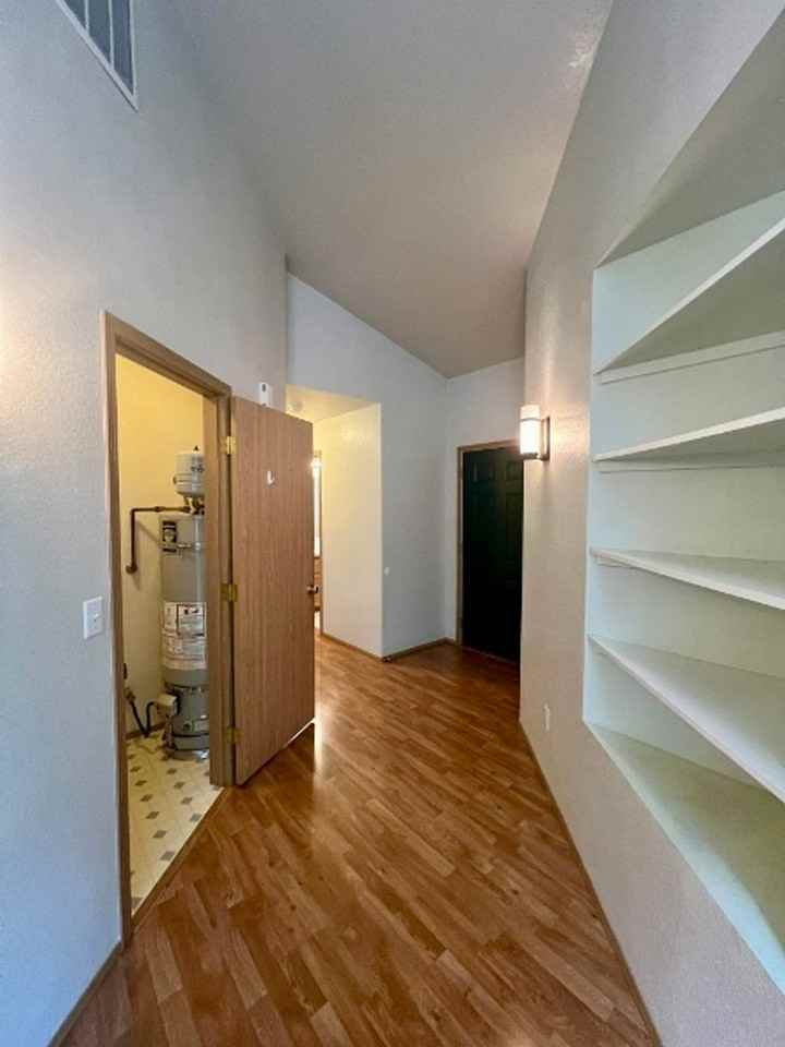 6024 Regents Ln Se - Photo 6 of 22