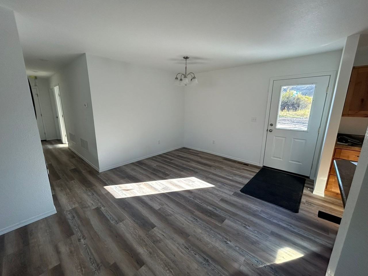 585 Creek Hollow Way - Photo 3 of 24