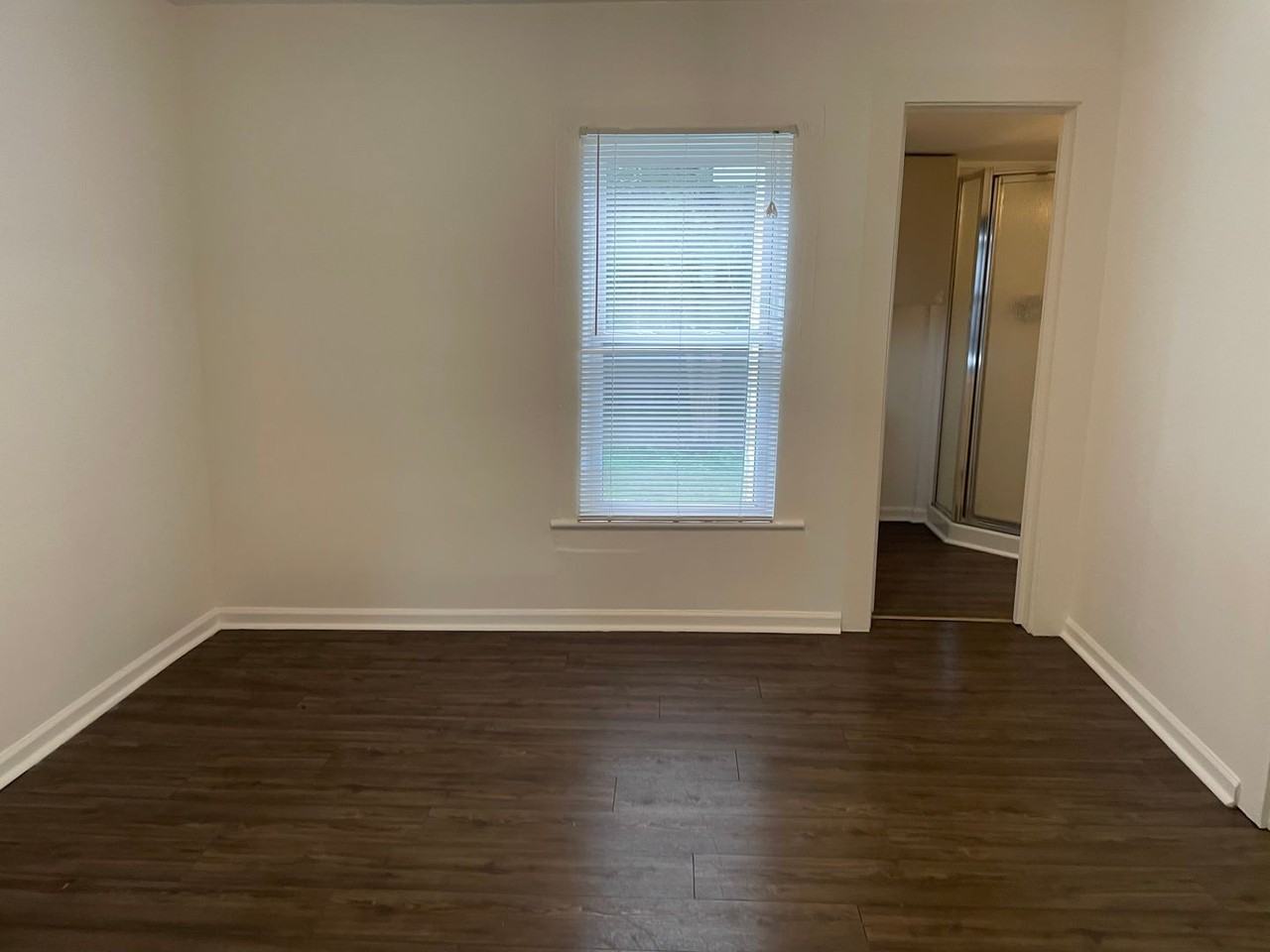 1732 Mcknight Mill Rd - Photo 5 of 10