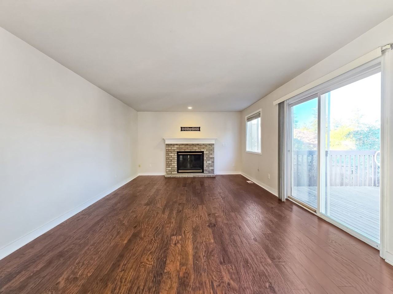 1610 Aberdeen Ave Ne - Photo 6 of 26