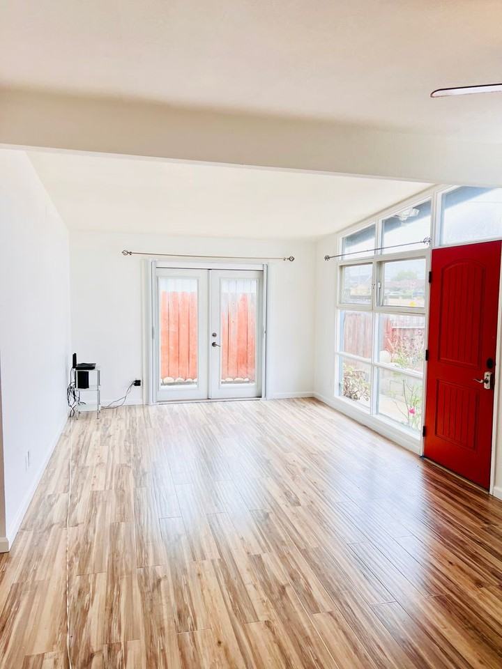 3725 Clairemont Mesa Blvd - Photo 3 of 24