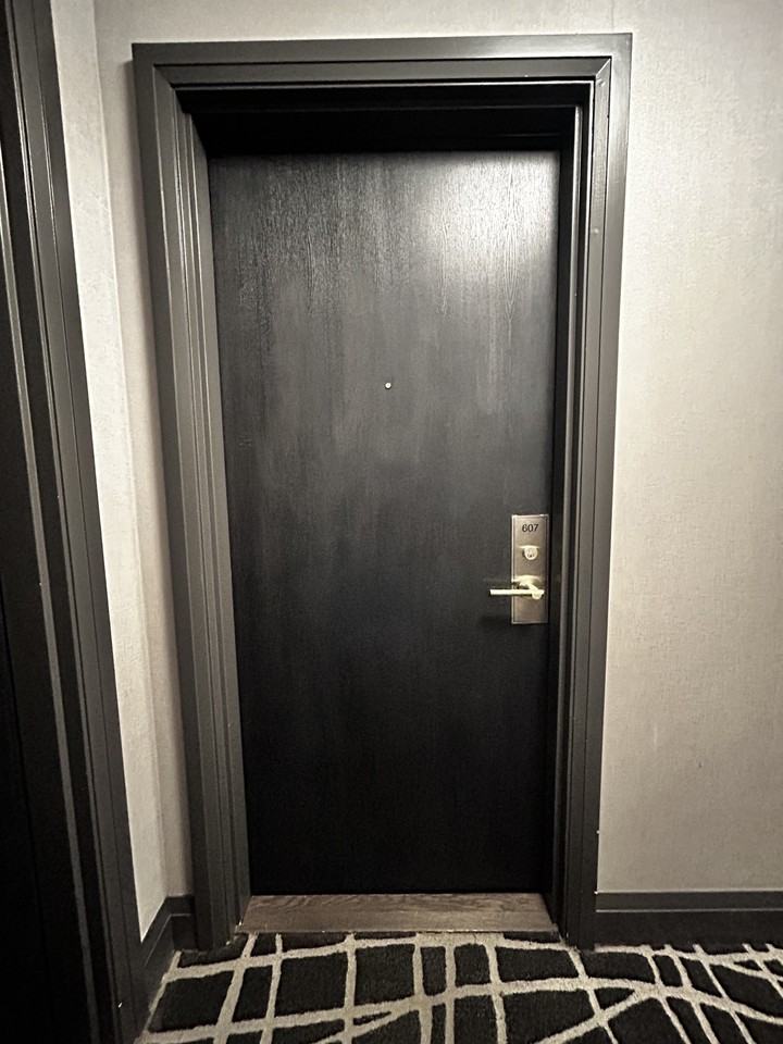 297 College Street #607 - Photo 2 of 34