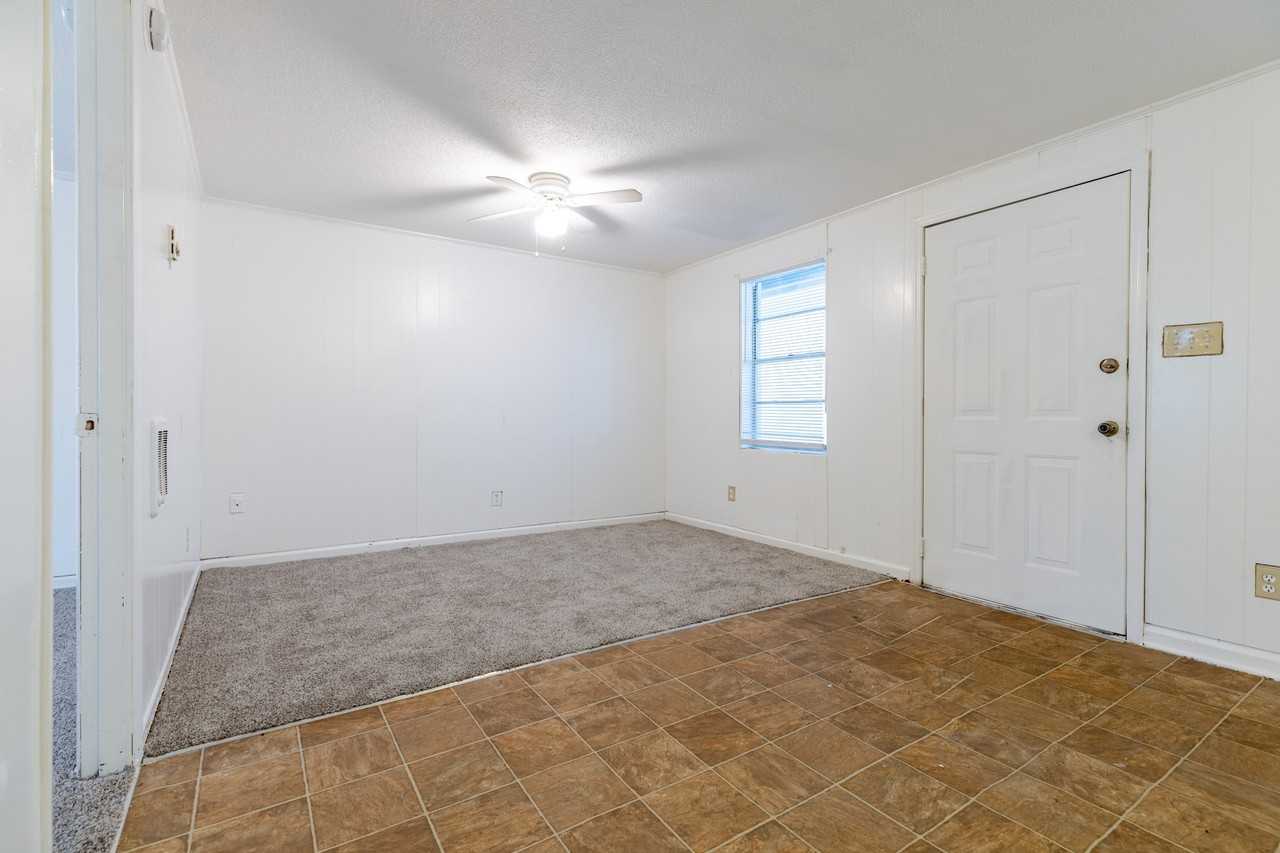 Creekside At Noisette Apartments - Photo 3 of 18