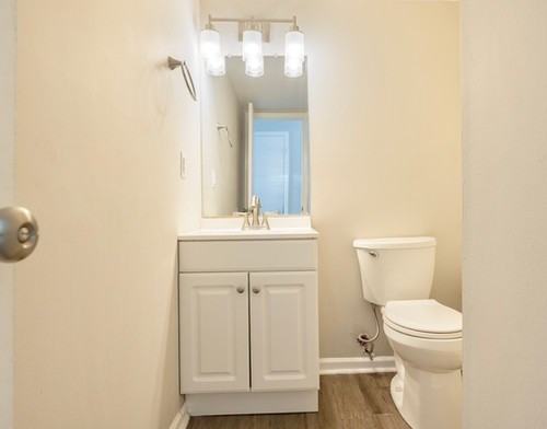 Palmetto Square Apartments - Photo 3 of 16