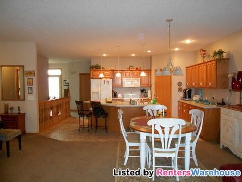 1386 N 10th St - Photo 2 of 14