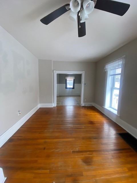 968 W Main St - Photo 2 of 15