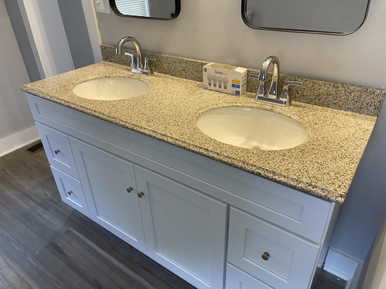 125 S 3rd St - Photo 3 of 32