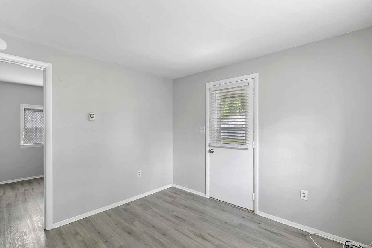 4 South Dr #1 - Photo 3 of 20