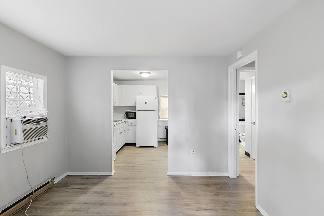 4 South Dr #1 - Photo 2 of 20