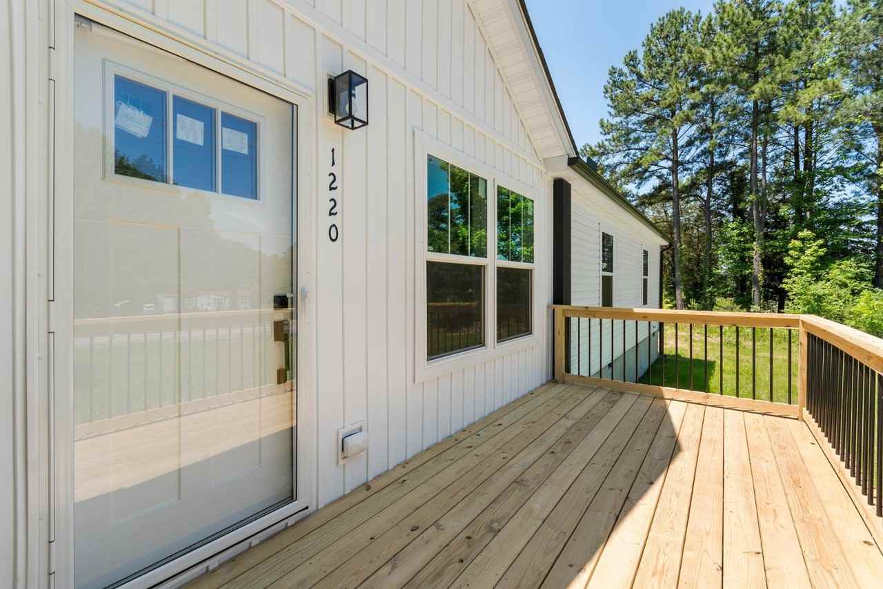 1220 Warrenton Rd - Photo 3 of 28