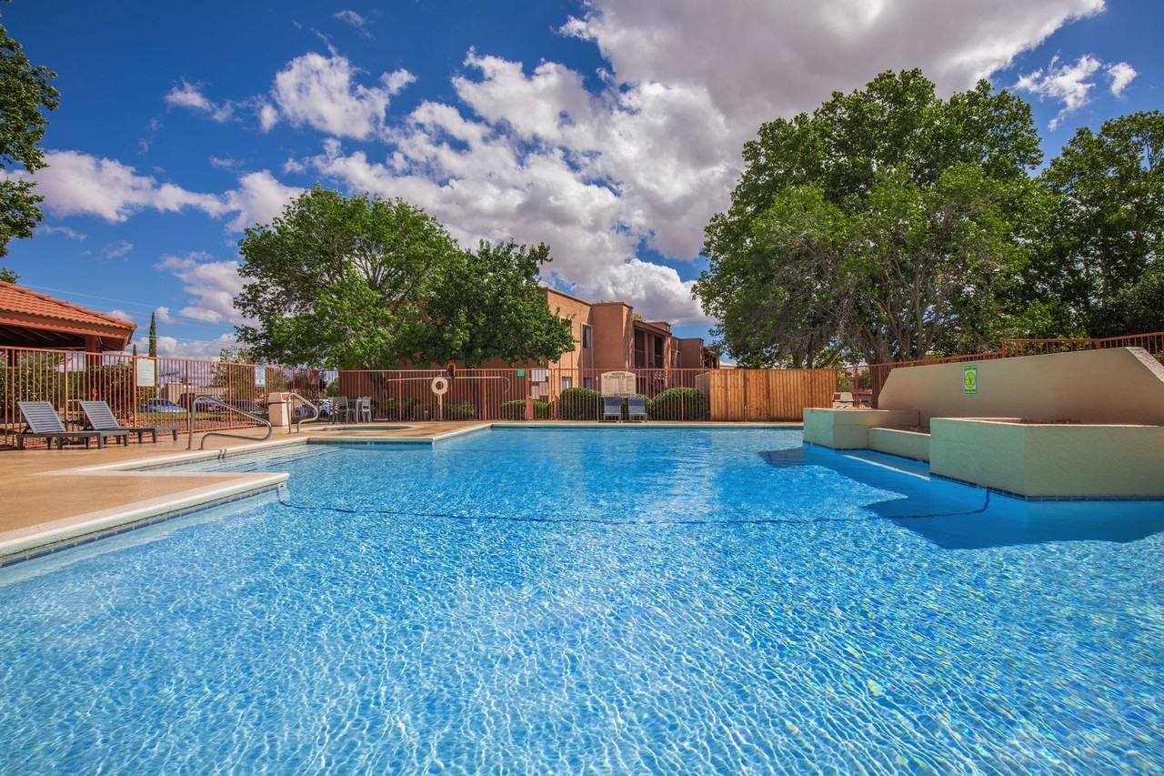 Garden Plaza Apartments - Photo 6 of 25