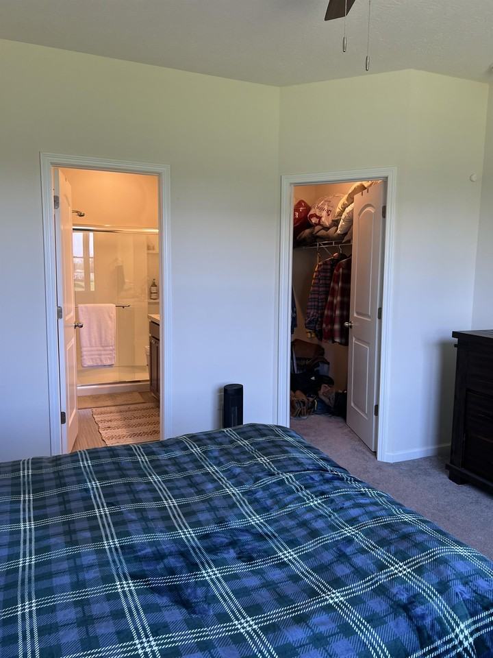 614 Bloomfield Ave - Photo 2 of 40