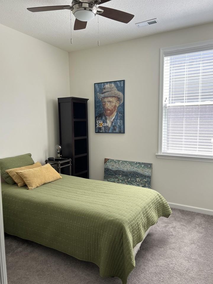 614 Bloomfield Ave - Photo 7 of 40