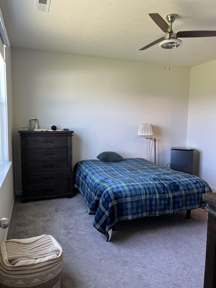 614 Bloomfield Ave - Photo 2 of 40
