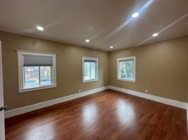 featured image of 475 W Macarthur Blvd