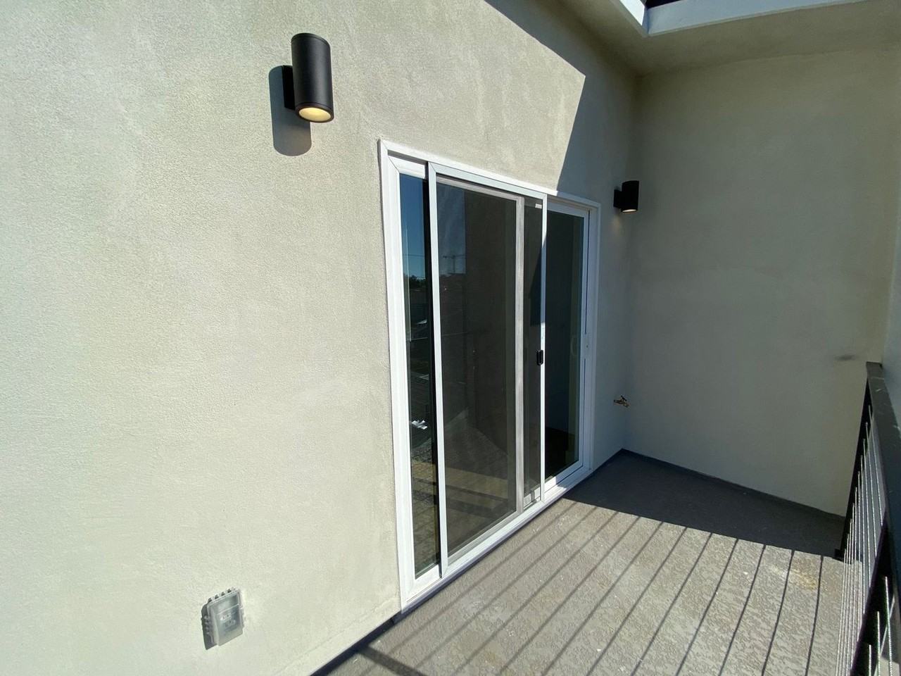 5225 Tipton St - Photo 6 of 20
