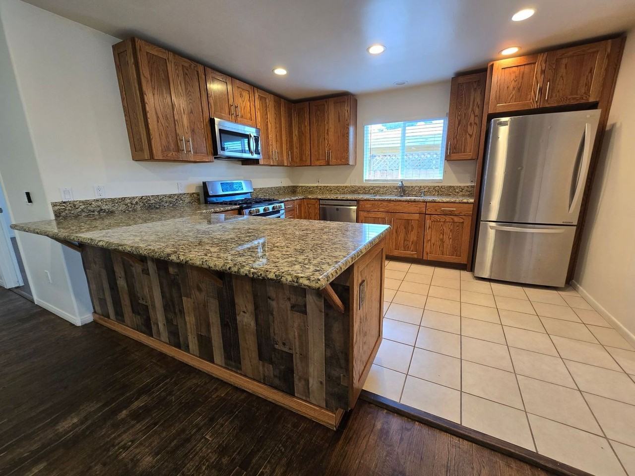 6249 Adobe Dr - Photo 5 of 22