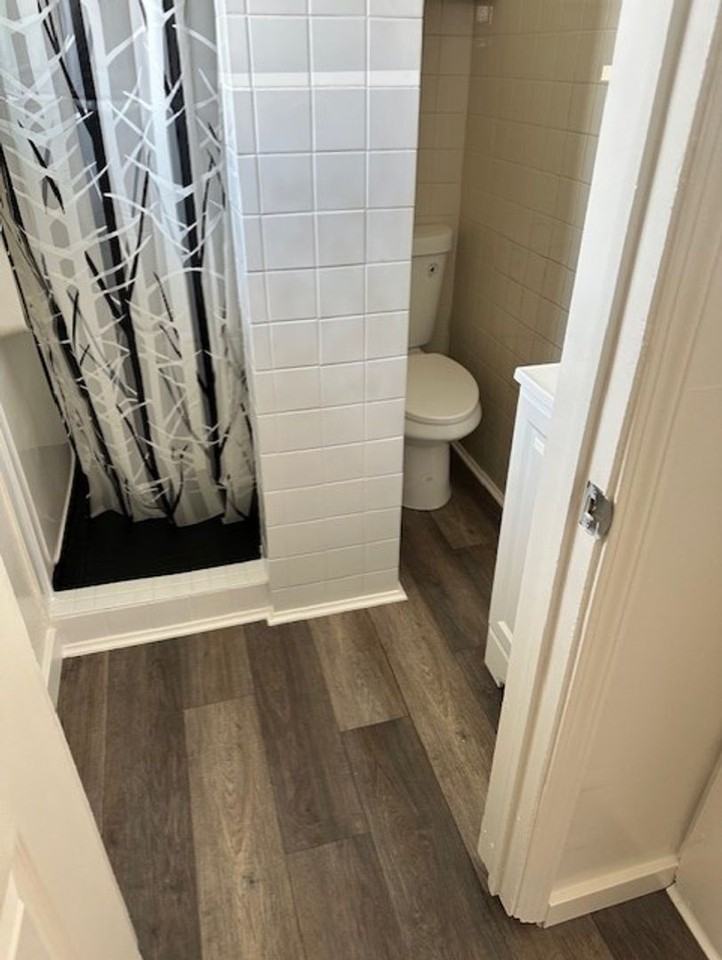 4445 Circle Pl Ne #2 - Photo 5 of 5