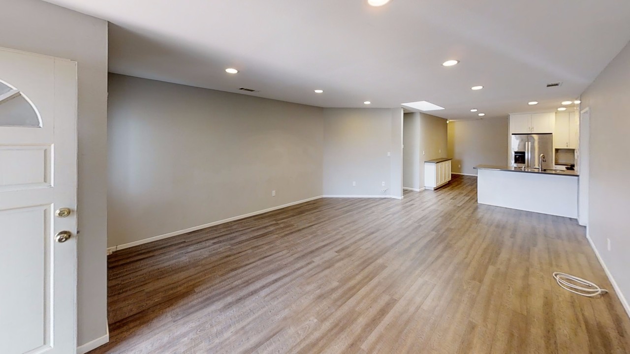 4990 Catoctin Dr - Photo 2 of 22