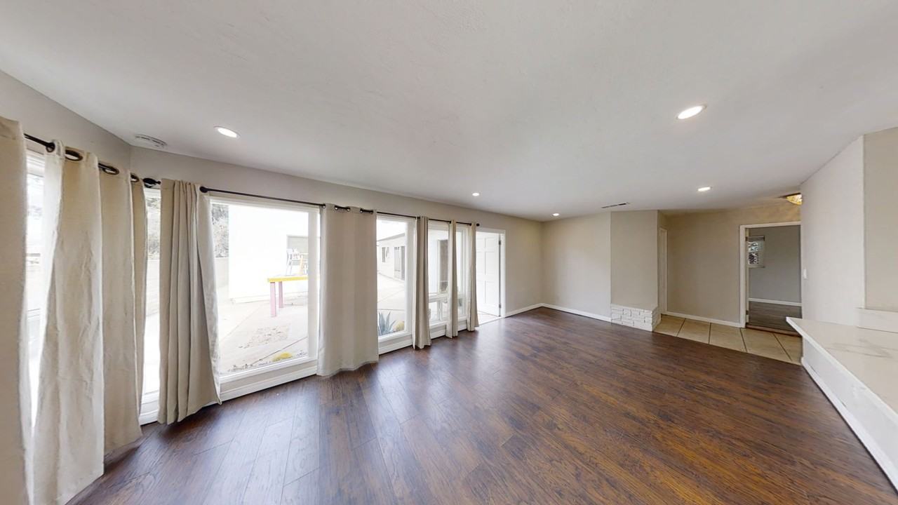 5137 Tipton St - Photo 7 of 22