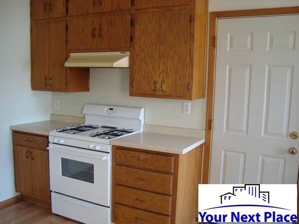 1220 2nd Street North - Photo 2 of 9